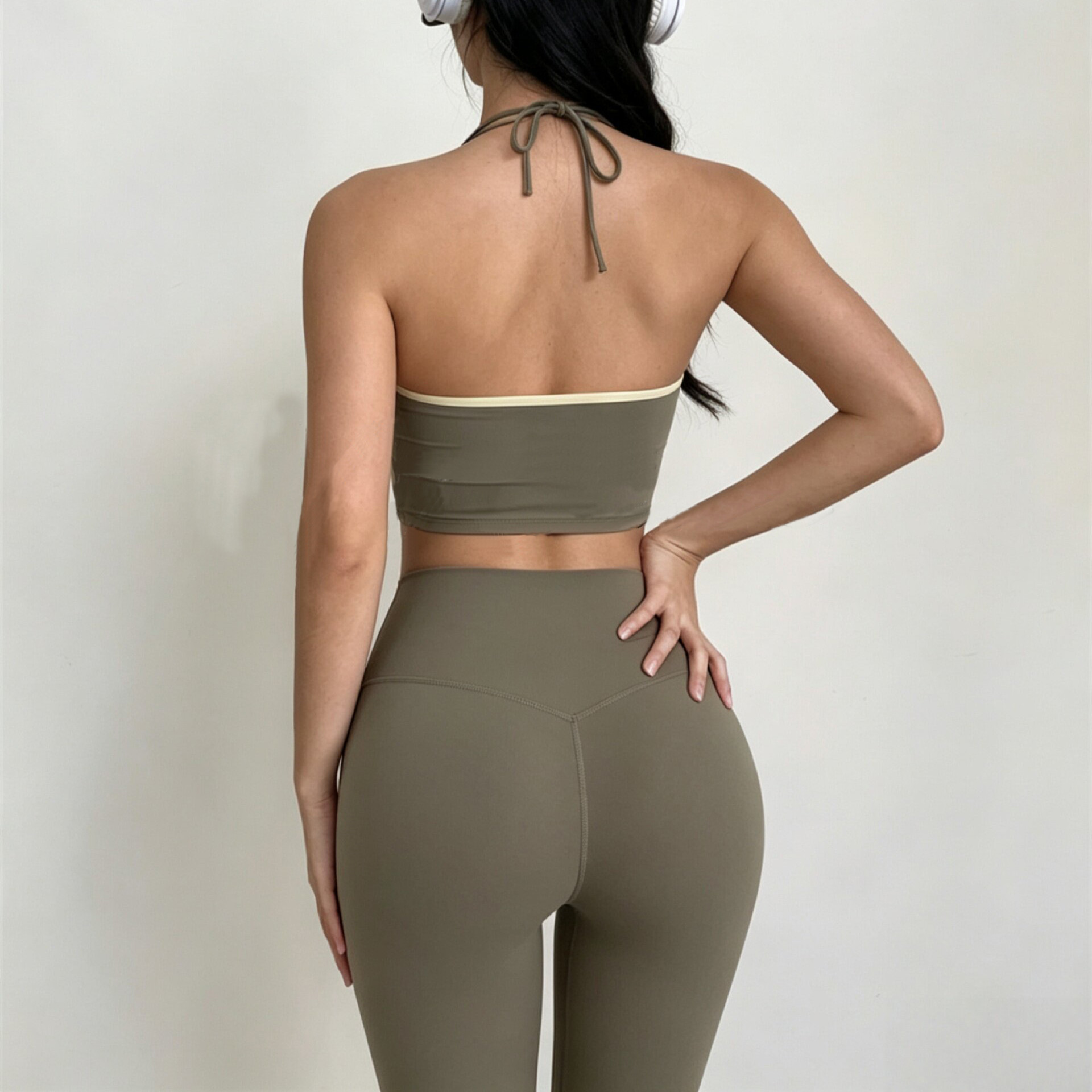 Top halter deportivo para muje - Bralette Triangle Set reseña y precio